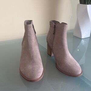 Western Booties Blondo Nina Waterproof Suede LEATHER Ankle Boots Size 9